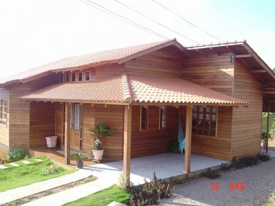 Casa Madeira para Venda